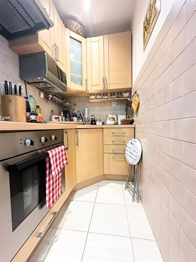 Blue Apartment In City Center, Best Location Pozsony Kültér fotó